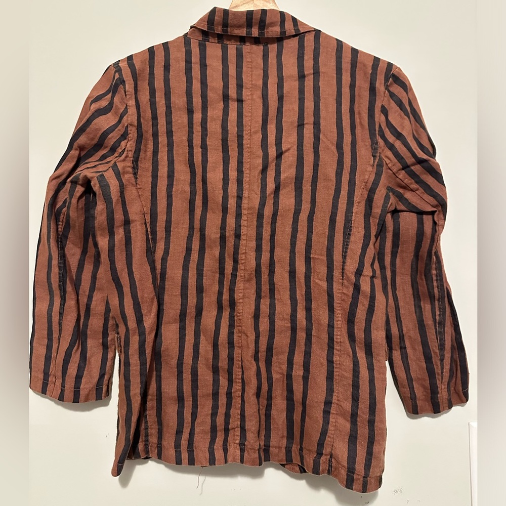 Linen blazer - Picture 2 of 3